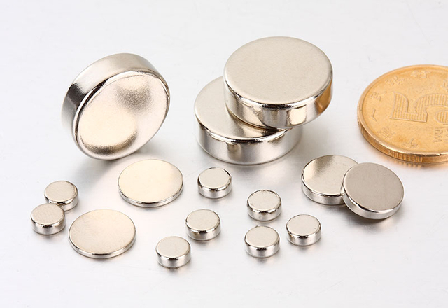 2-Neodymium-disc-and-round-magnets